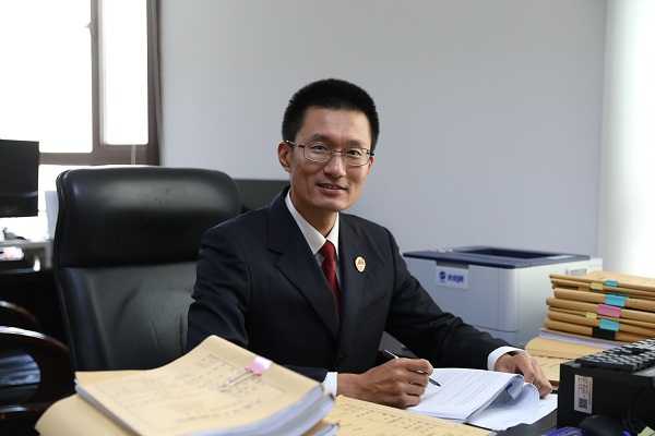 赵学申：精耕细作 办理好每一起案件