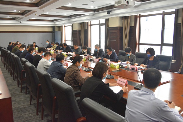 365体育比分_beat365中国_beat365网页登录检察院党组理论学习中心组持续深入学习党的二十大精神