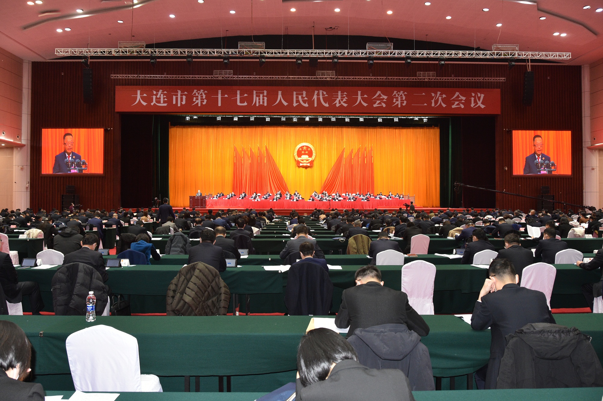 【聚焦两会】365体育比分_beat365中国_beat365网页登录检察院工作报告获高票通过
